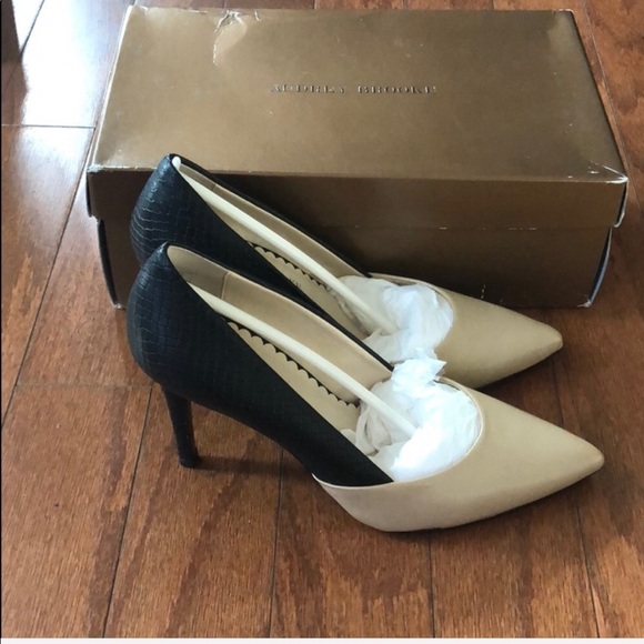 Audrey Brooke Shoes - Audrey Brooke Black/Nude heel size 7